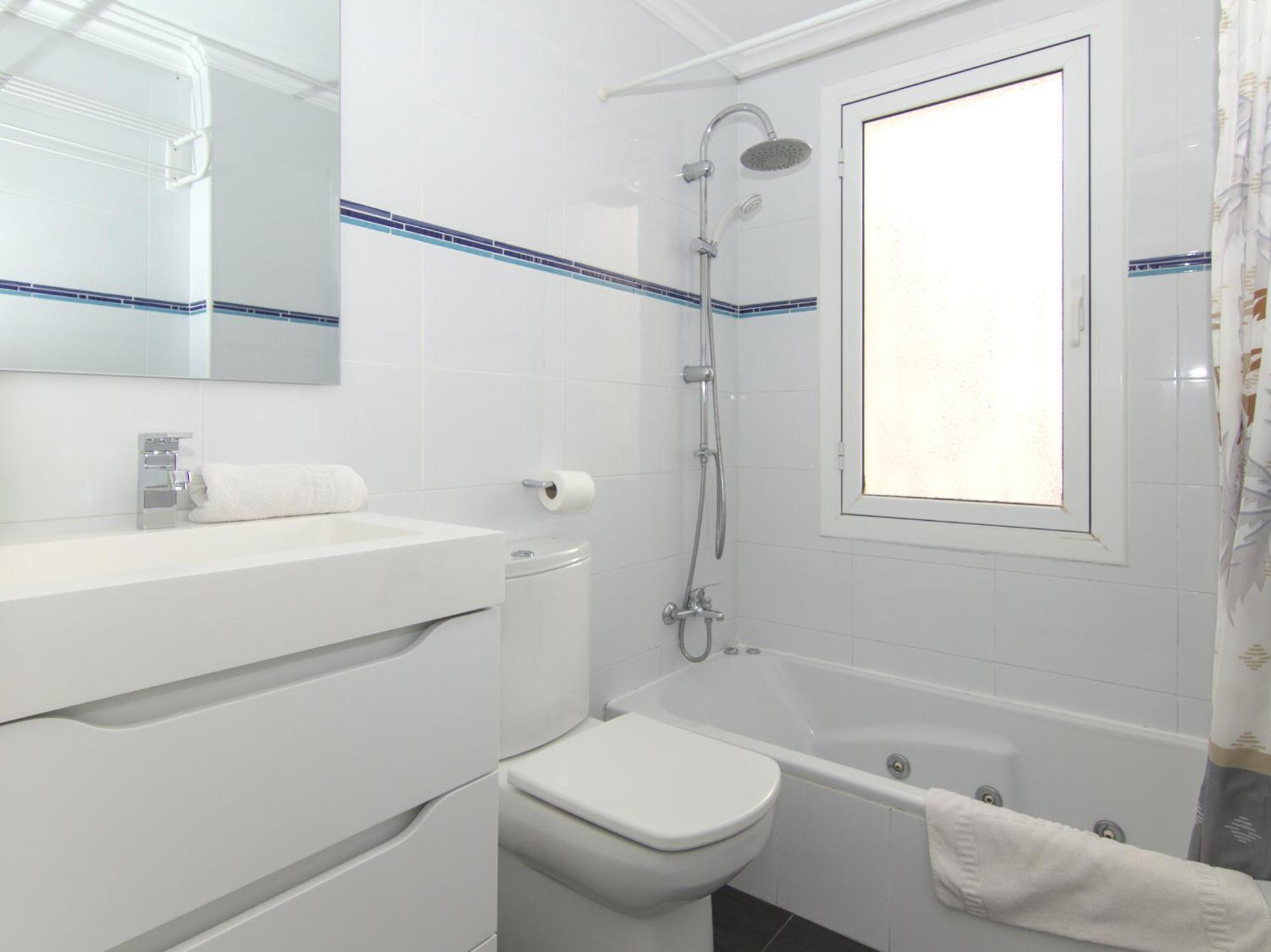 Apartamento con gran terraza. wifi gratis Dénia Exterior foto